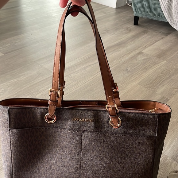 NWOT Michael Kors Large Commuter Bag Brown and wallet - Picture 17 of 17